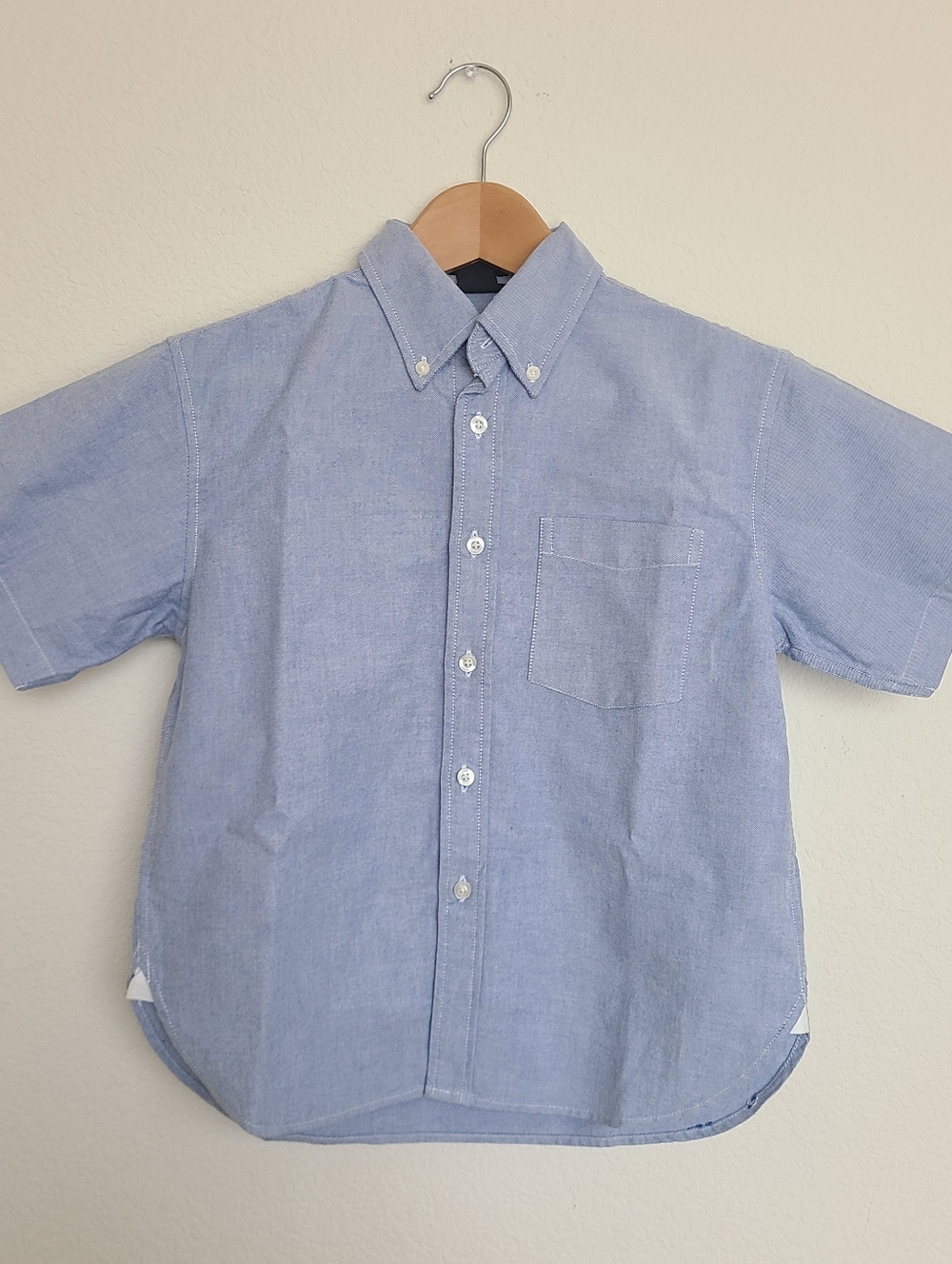 Gap Kids Light Blue Boys' Short-Sleeve Button-Down Oxford Shirt Size M (7-8)